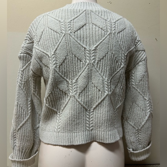 2/$30⚡️- SWEATER | Women’s Shein sweater size medium - Picture 2 of 4